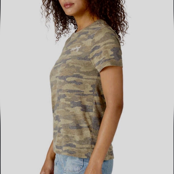 Lucky Brand - Logo Camo Tee - Size M - Picture 2 of 9